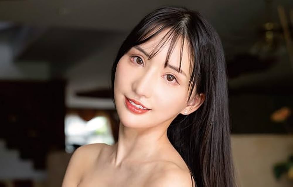 Amazon | 【残りわずか】卓上 楪カレン 【直筆サイン入り】 2025年